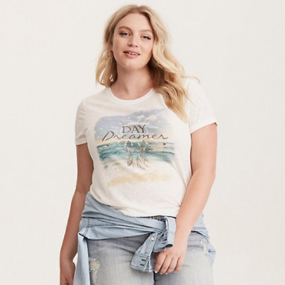 TORRID DAYDREAMER ROLL CUFF TEE